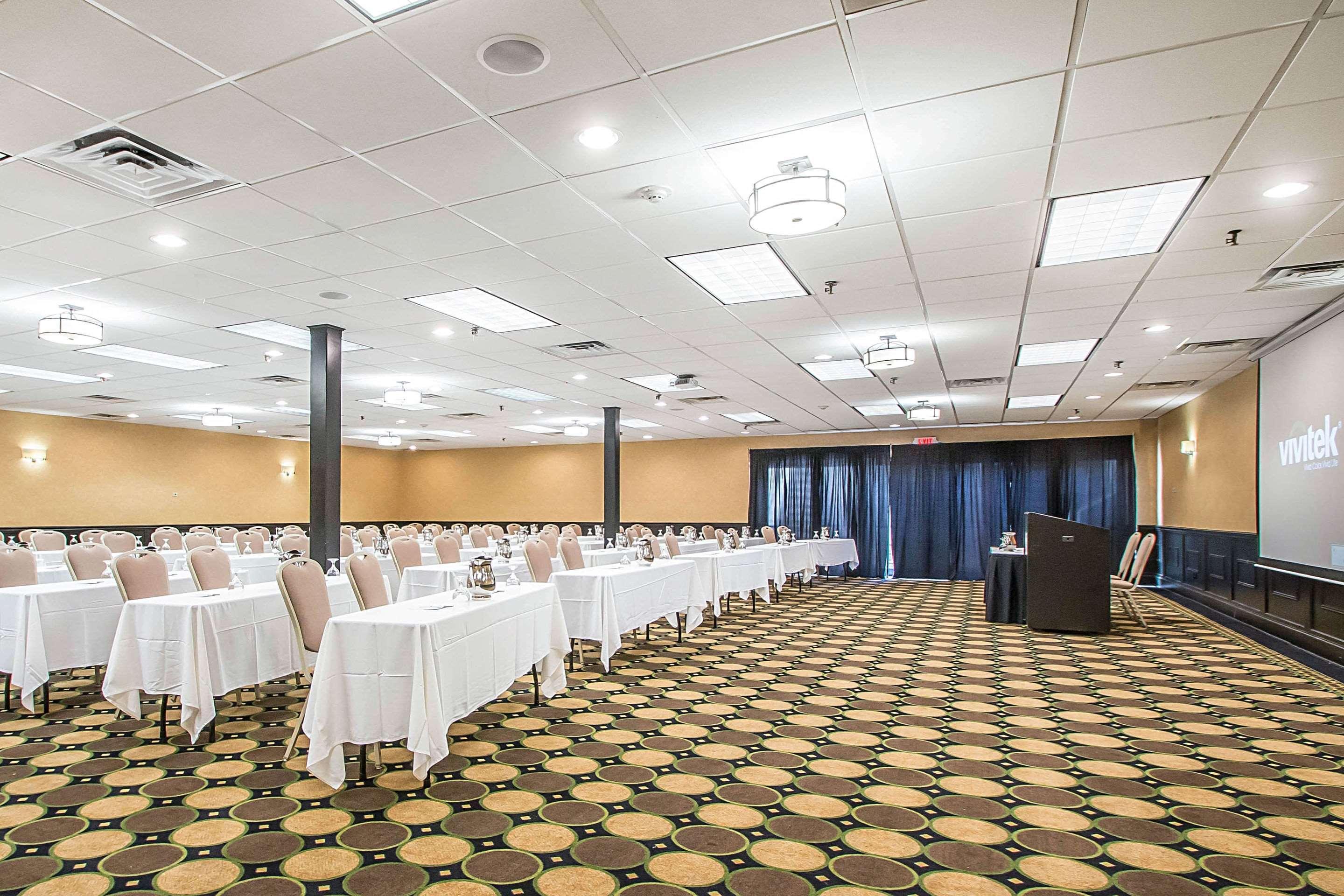 Clarion Inn Elmhurst - Oak Brook Near I-88, I-290, I-294 Luaran gambar