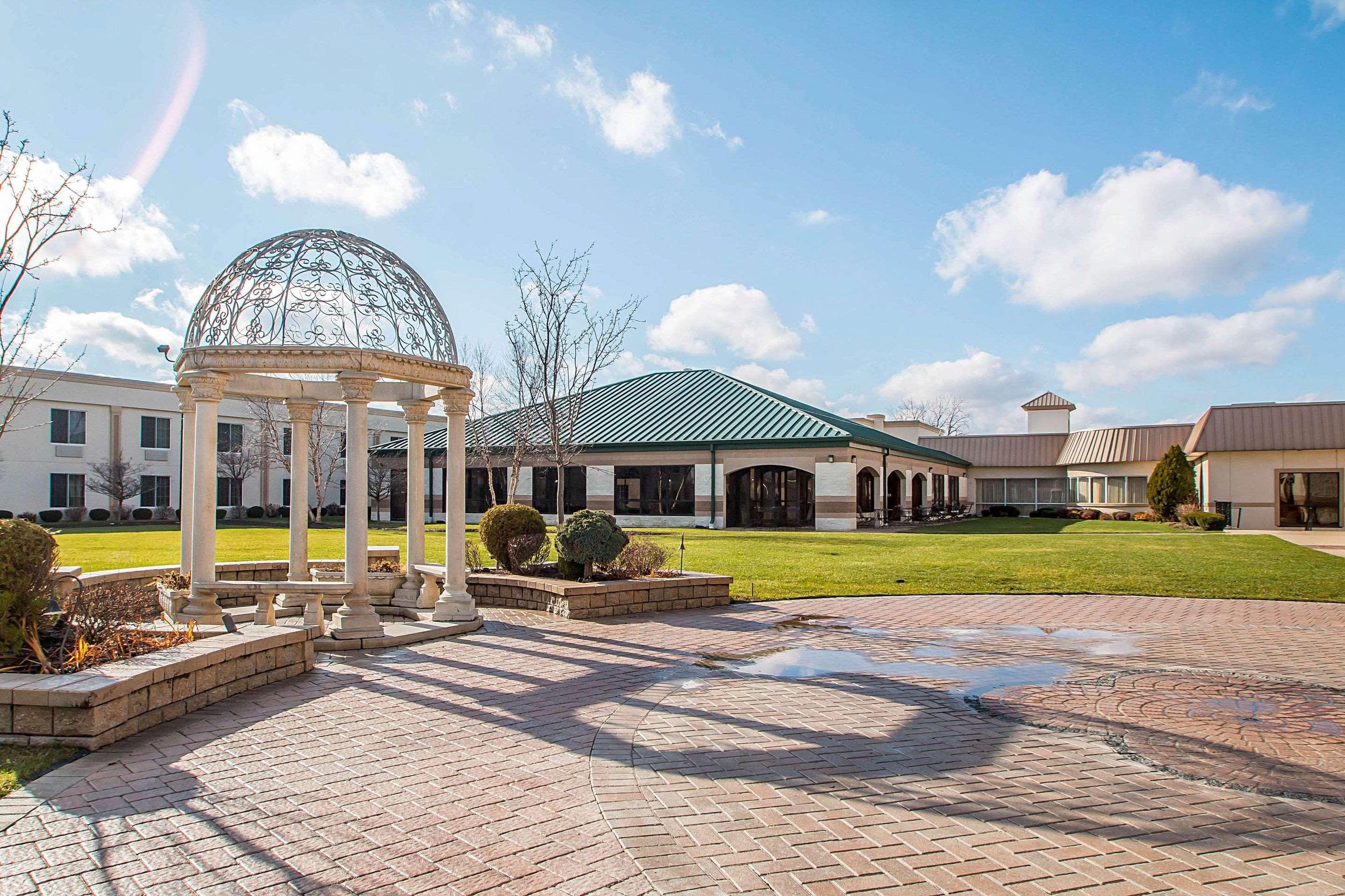 Clarion Inn Elmhurst - Oak Brook Near I-88, I-290, I-294 Luaran gambar